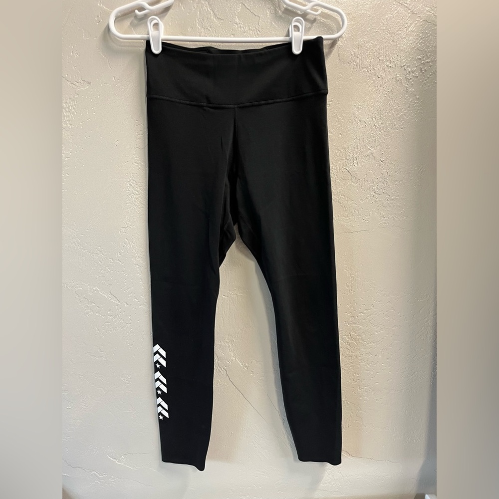 Nike Dri Fit Women’s Black Leggings Medium EUC